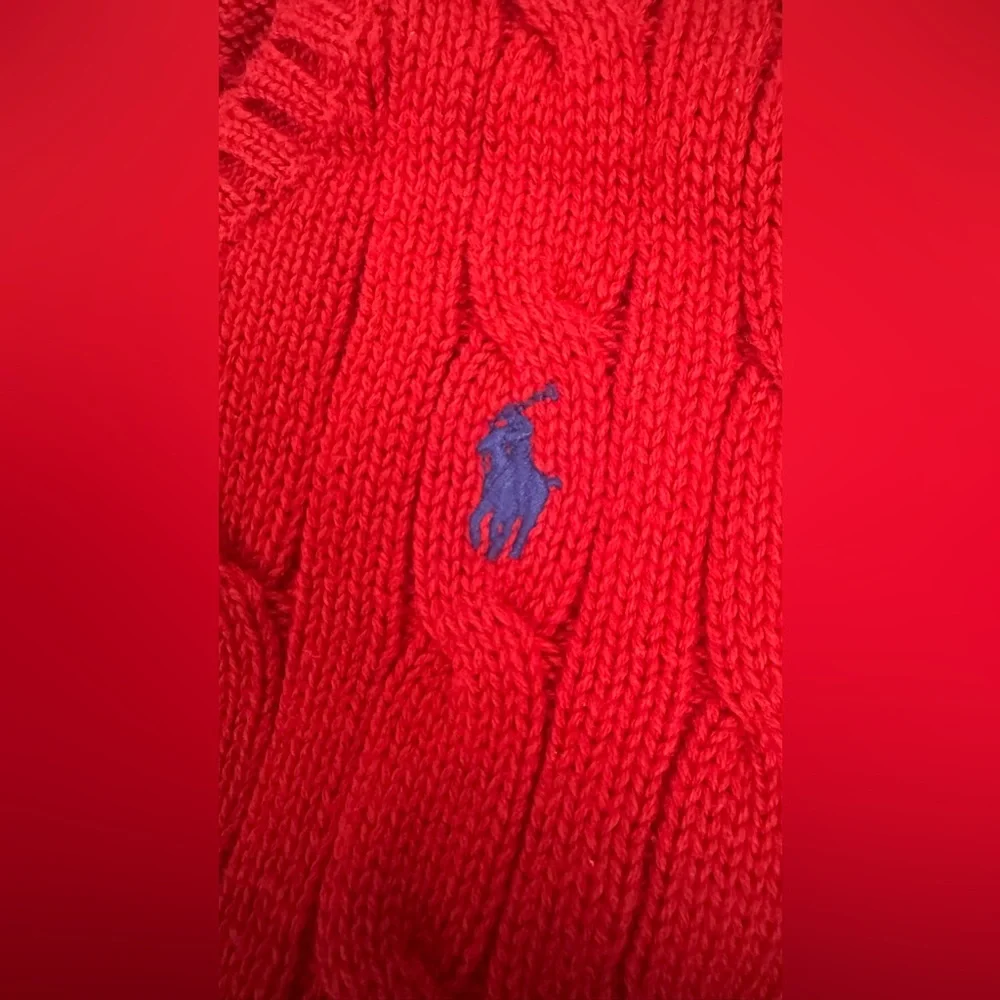 Ralph Lauren red V-Neck Pullover Cable Knit Sweater Vest Size: 18 Months. NWOT - Picture 4 of 6